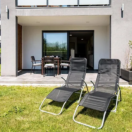 Apartmaji Banonia דירה