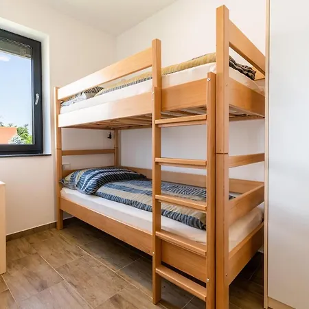 Apartmaji Banonia Apartman Verzej