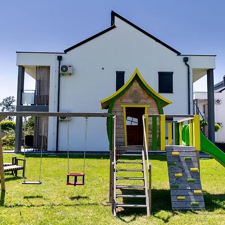 Apartmaji Banonia Verzej