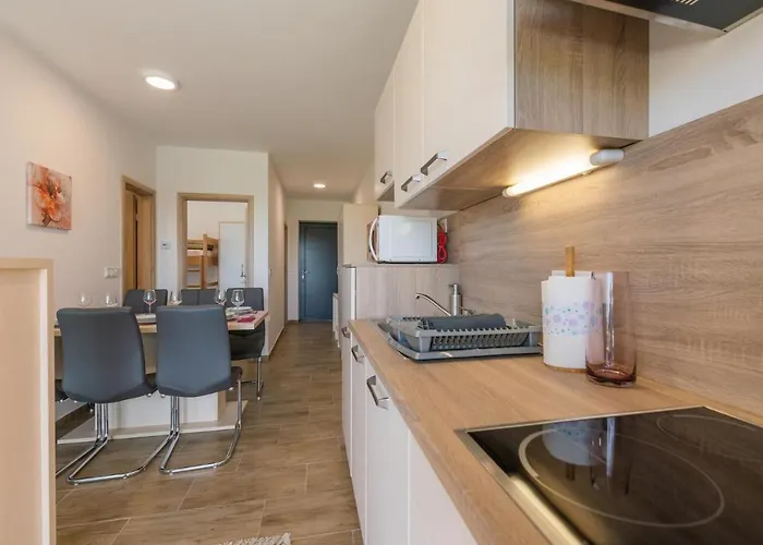 Apartmaji Banonia * 베라이